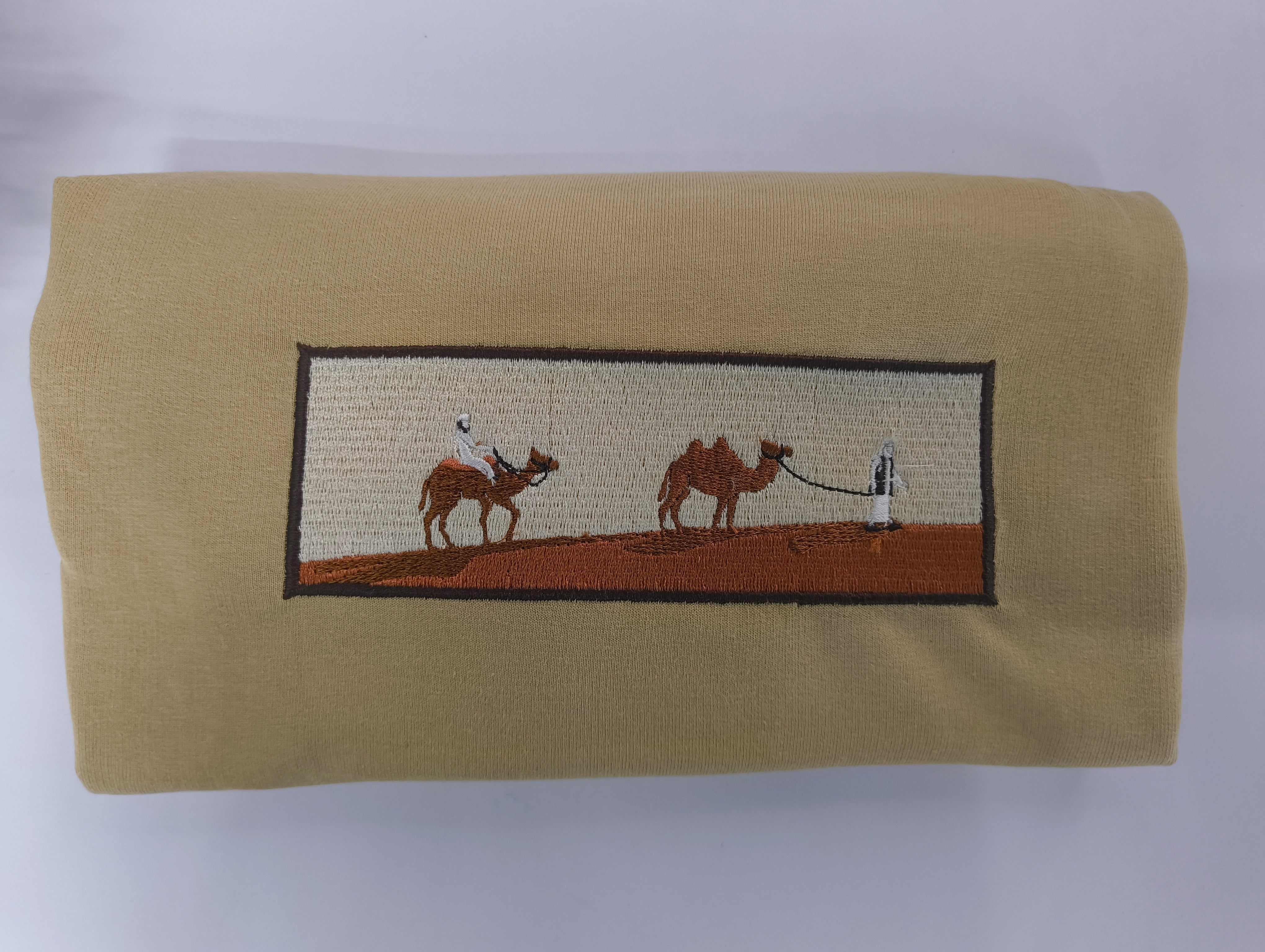 DESERT VIBES. TIMELESS STYLE.