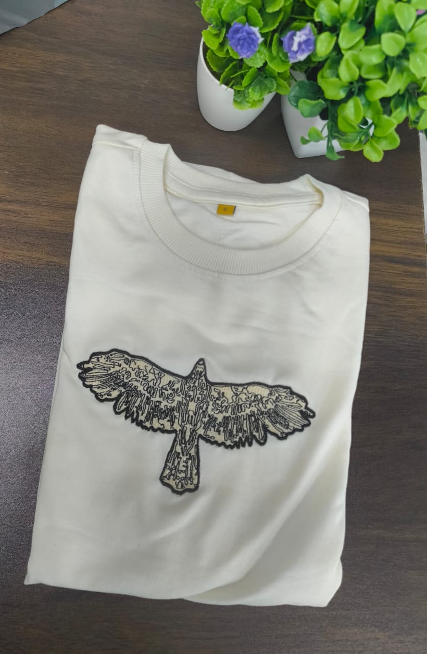 A EAGLE EMBROIDED T-SHIRT
