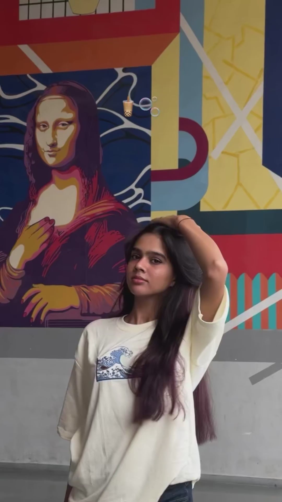 Embroidery wave T-SHIRT